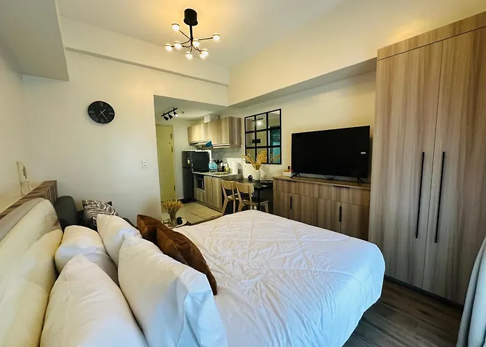 Aparthotel Grand Residences Condotel With Balcony *