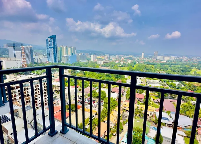 Grand Residences Condotel With Balcony
